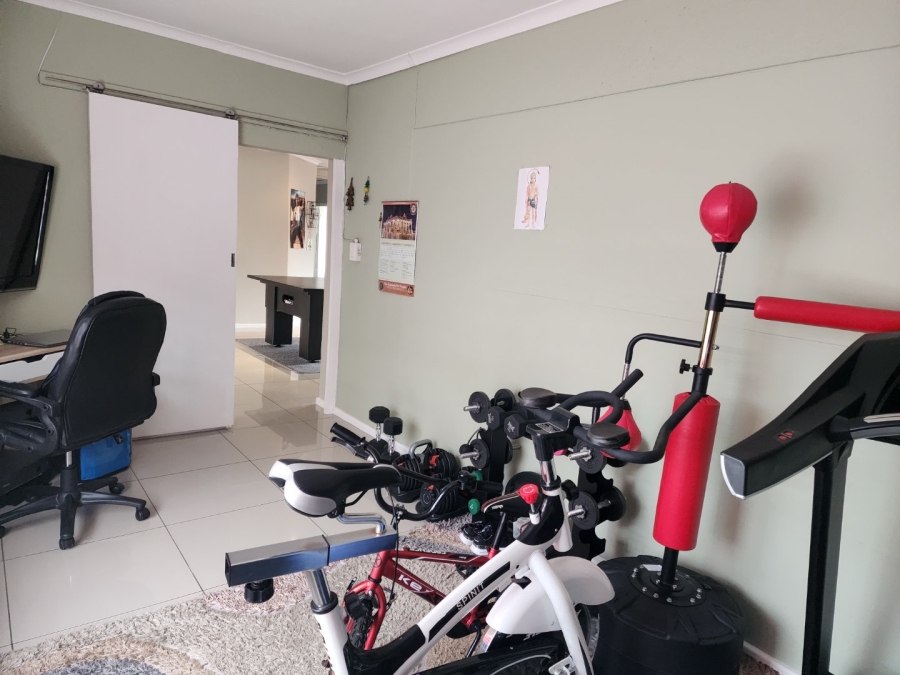 3 Bedroom Property for Sale in Summerstrand Eastern Cape